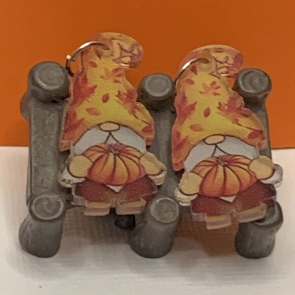 Gnome Earring, Dwarf Earring, Elf Earring, Pumpkin Earring, Fall Earring - Picture 2 of 4